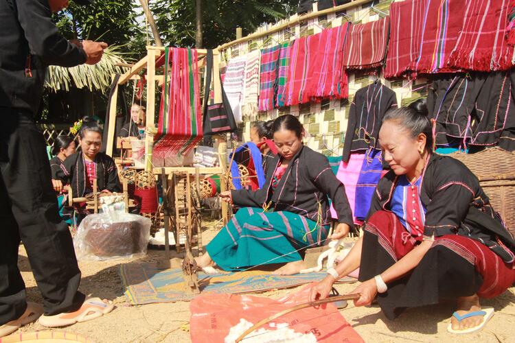 ပုံ
